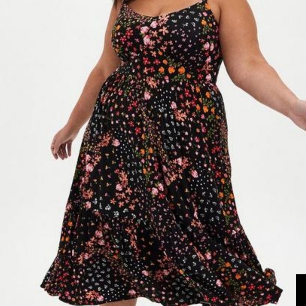 Black Torrid size 1 midi dress